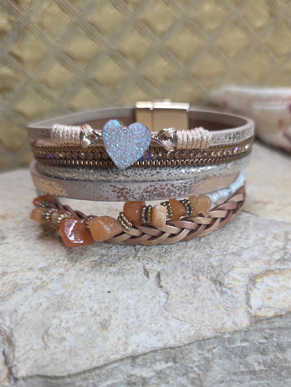 Layered Sparkle And Agate Heart Multi-Strand Leather Bracelet -  Beige/Tan Boho